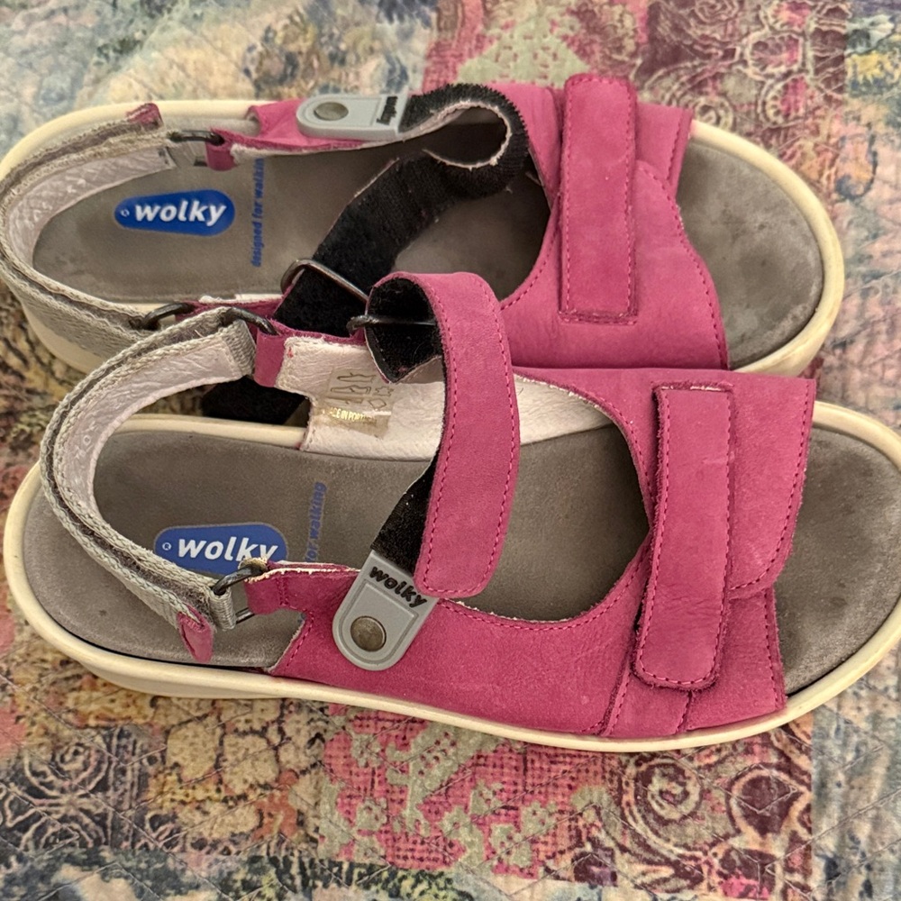 Wolky Fuchsia Sandals